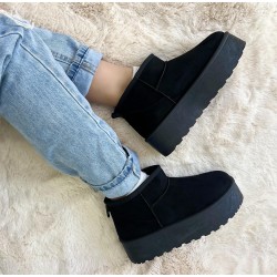 Pantubotas caña alta Negro